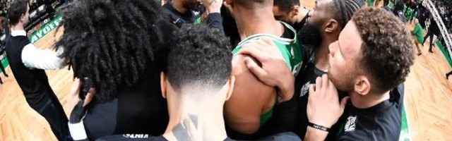 足球直播免费视频直播-从0比3到2比3，绿军找回赢球密码！大逆转在路上？