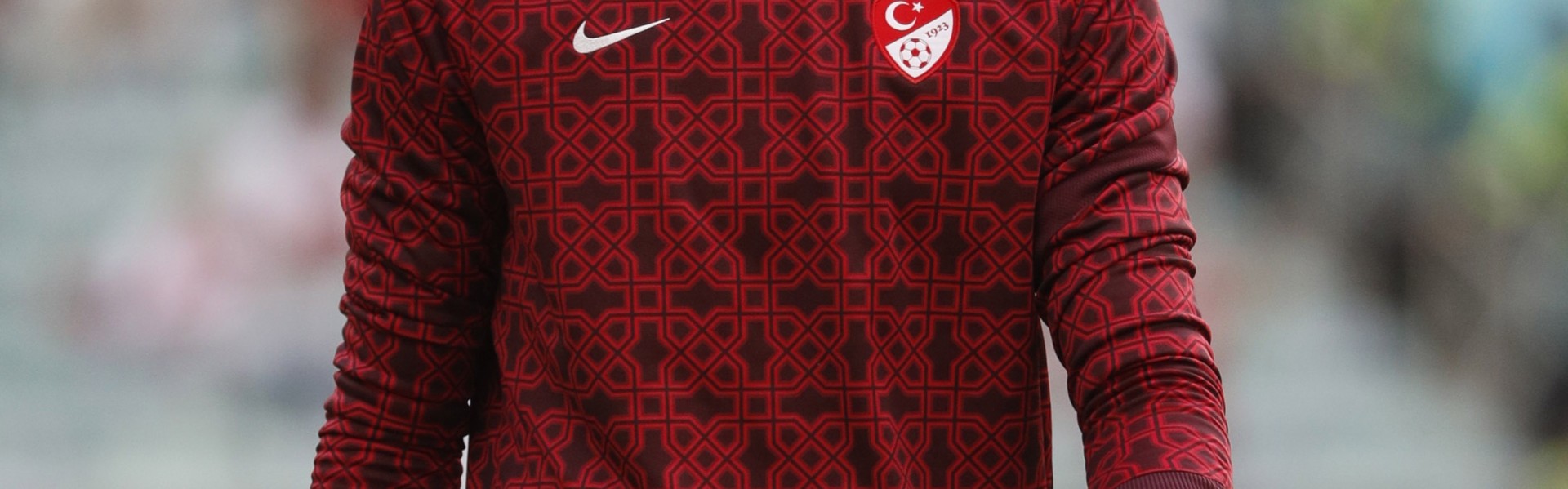 足球直播在线观看无插件-土耳其球员谈参加世界杯：比赛一结束我们就哭了，土耳其值得