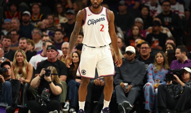 足球直播在线观看无插件-小卡谈乔治&amp;哈登离队：曾想挽留他们但这就是生意 一切都结束了